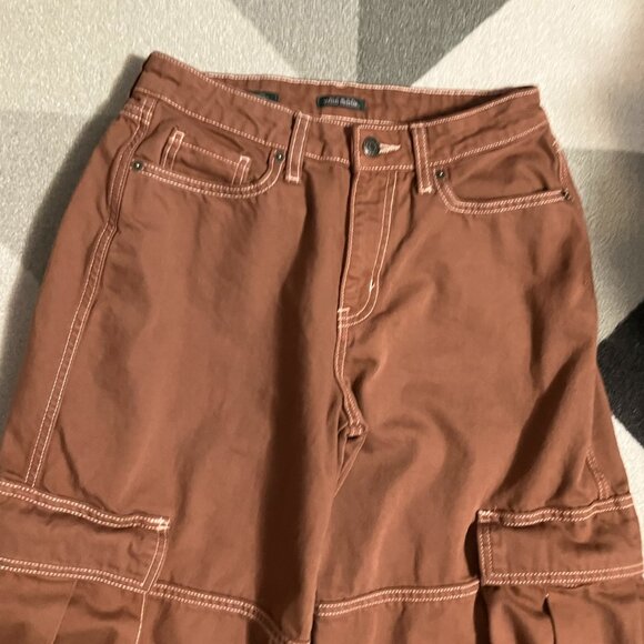 Wild Fable Rusty Brown Mid-Rise Baggy Cargo Pants Women's Size 4 - Picture 2 of 9